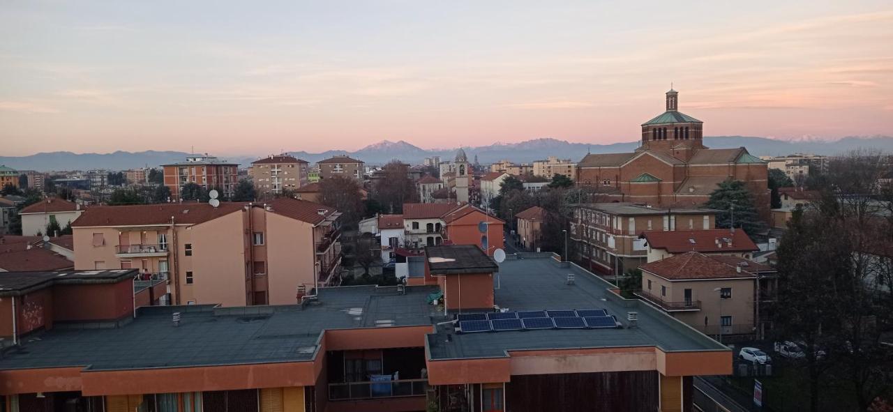La Terrazza Su Monza Casa Vacanze Exterior photo